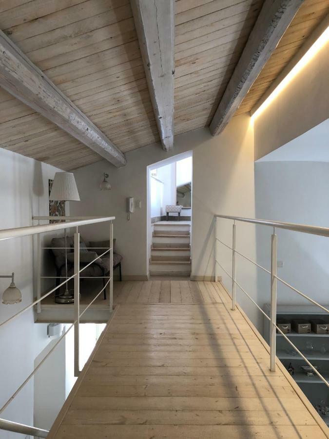 La Volta D'Oriente Apartman Szirakúza Kültér fotó